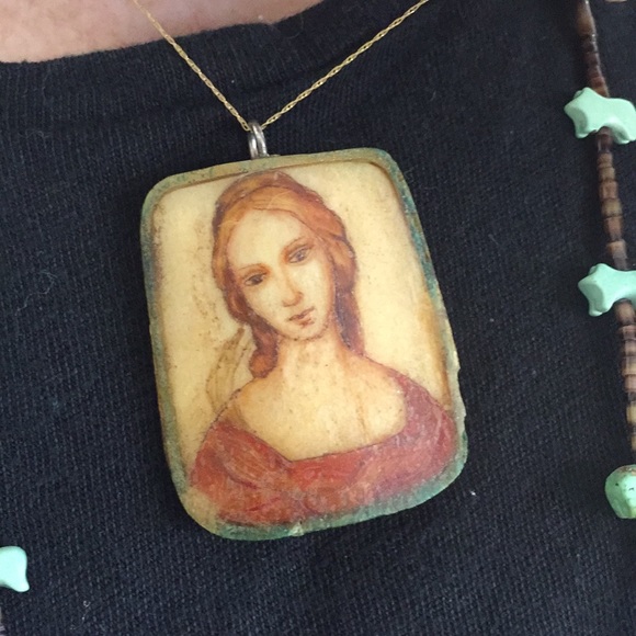 Antique miniature Oil Painting On bone Pendant - Picture 5 of 8